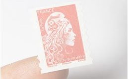 Retour d’enquête sur la disparition du timbre rouge